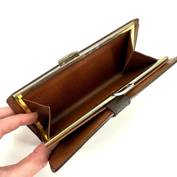 Louis Vuitton Vintage French Purse Long Wallet Kiss Lock - Picture 12 of 16